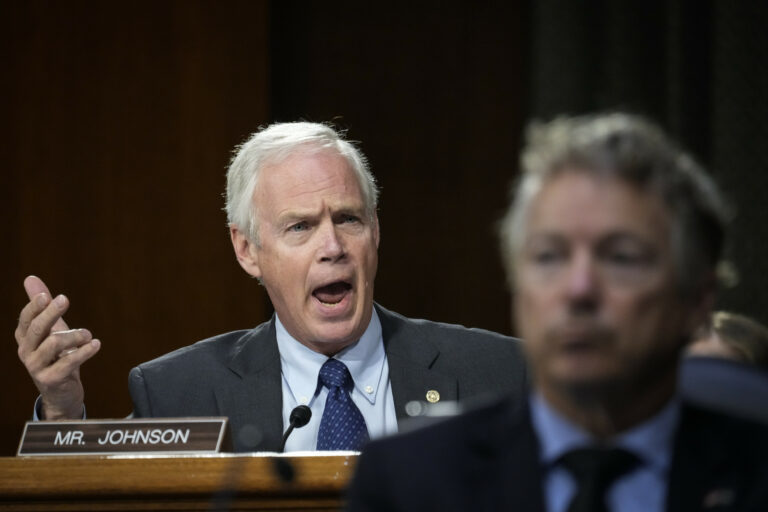 Ron Johnson Says Climate Change Is ‘Beneficial’